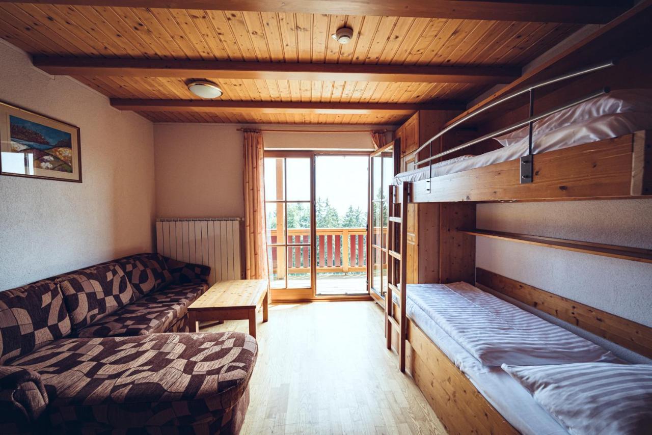Pohorje Village Wellbeing Resort - Forest Apartments Videc ฮอชโกโปโอเรีย ภายนอก รูปภาพ